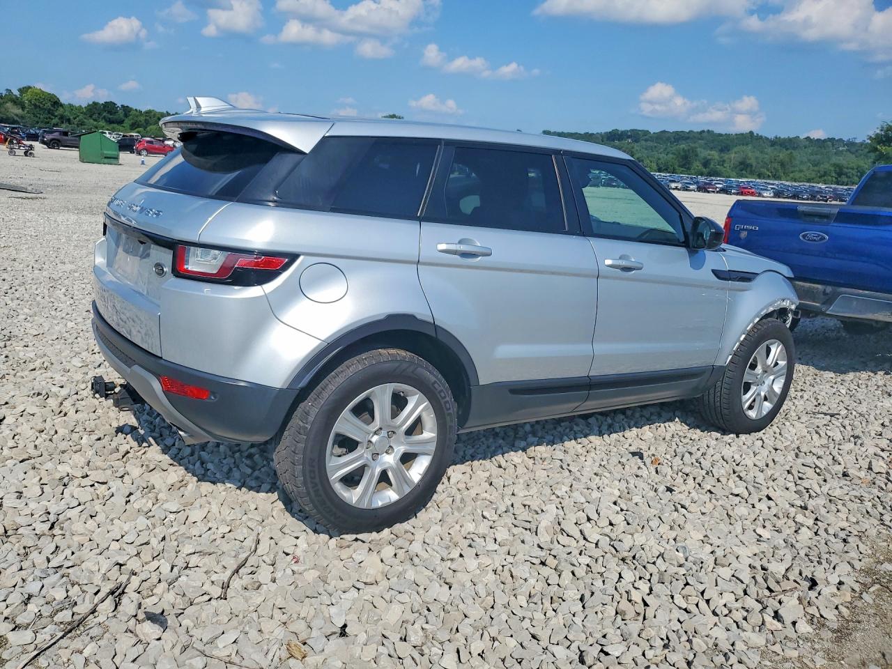 SALVP2RX6JH298904 · 2018 LAND ROVER RANGE ROVER EVOQUE · 3/13