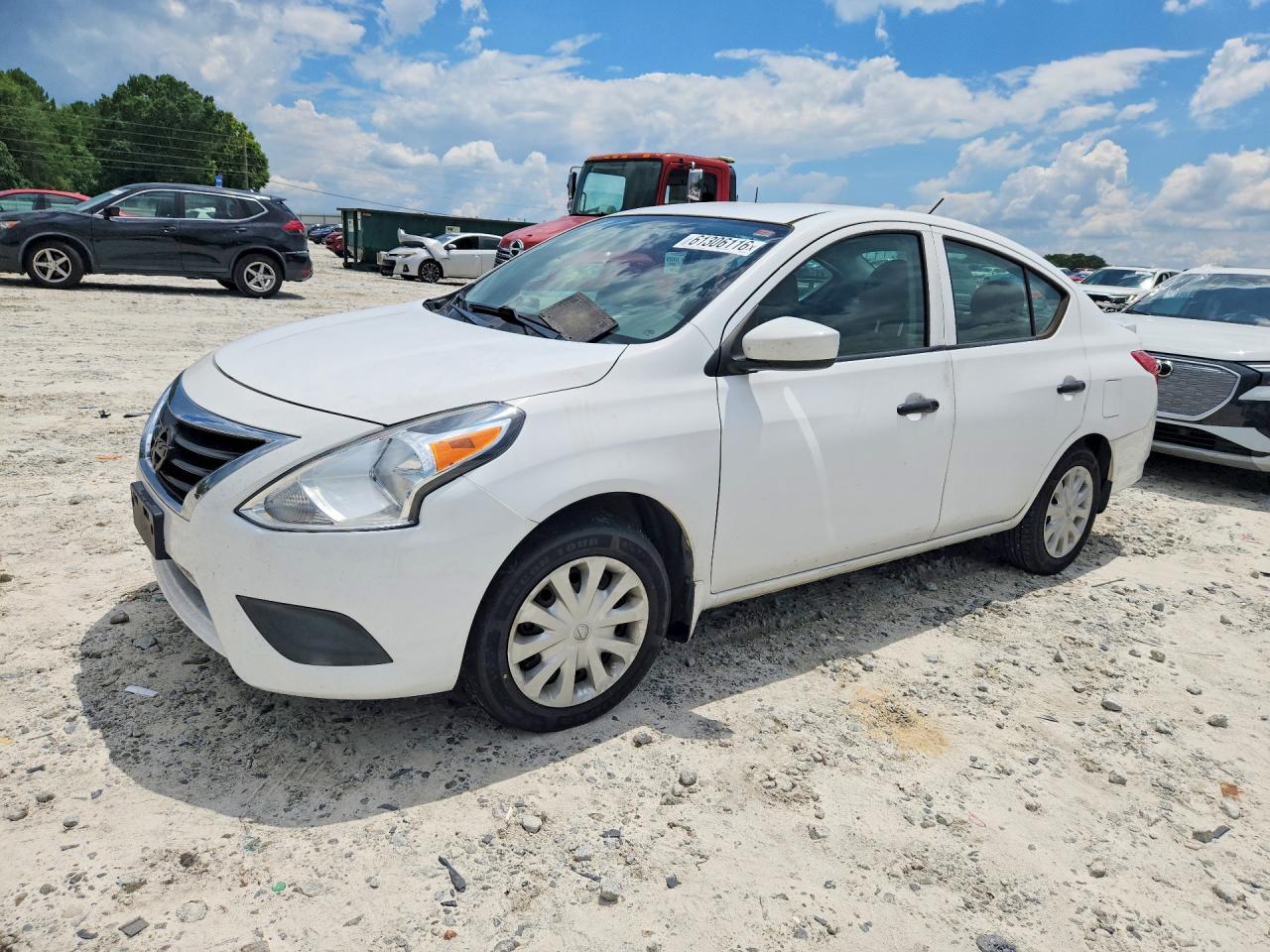 3N1CN7AP4JL814033 · 2018 NISSAN VERSA