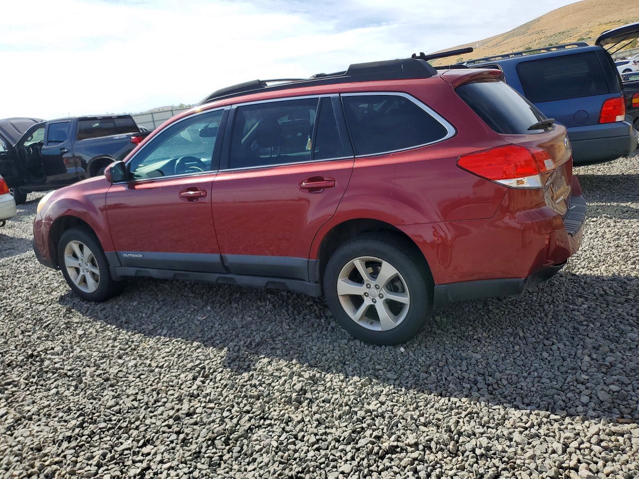 4S4BRBCCXD3246019 · 2013 SUBARU OUTBACK · 2/13