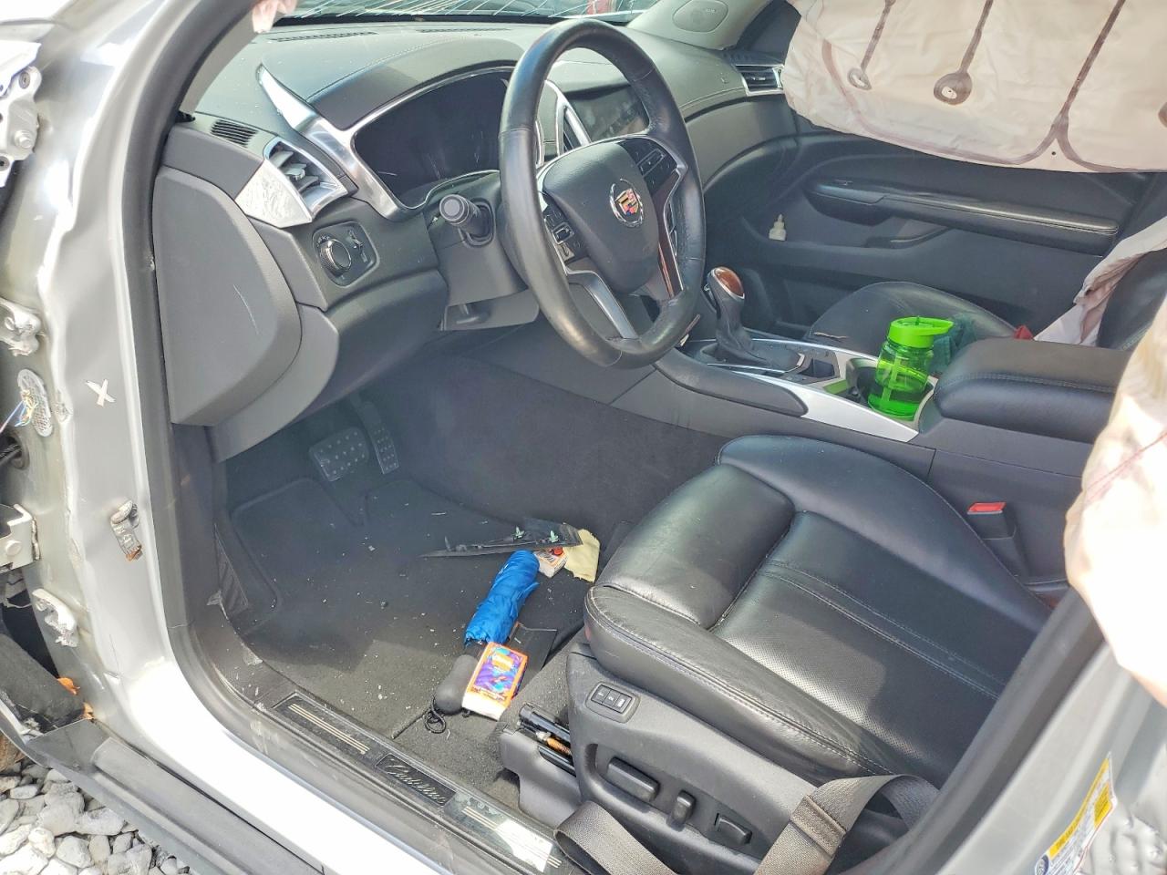 3GYFNBE3XFS515657 · 2015 CADILLAC SRX · 8/14