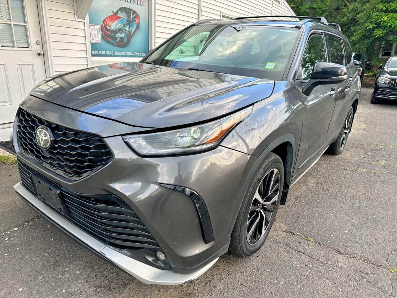 5TDLZRBH9NS252439 · 2022 TOYOTA HIGHLANDER
