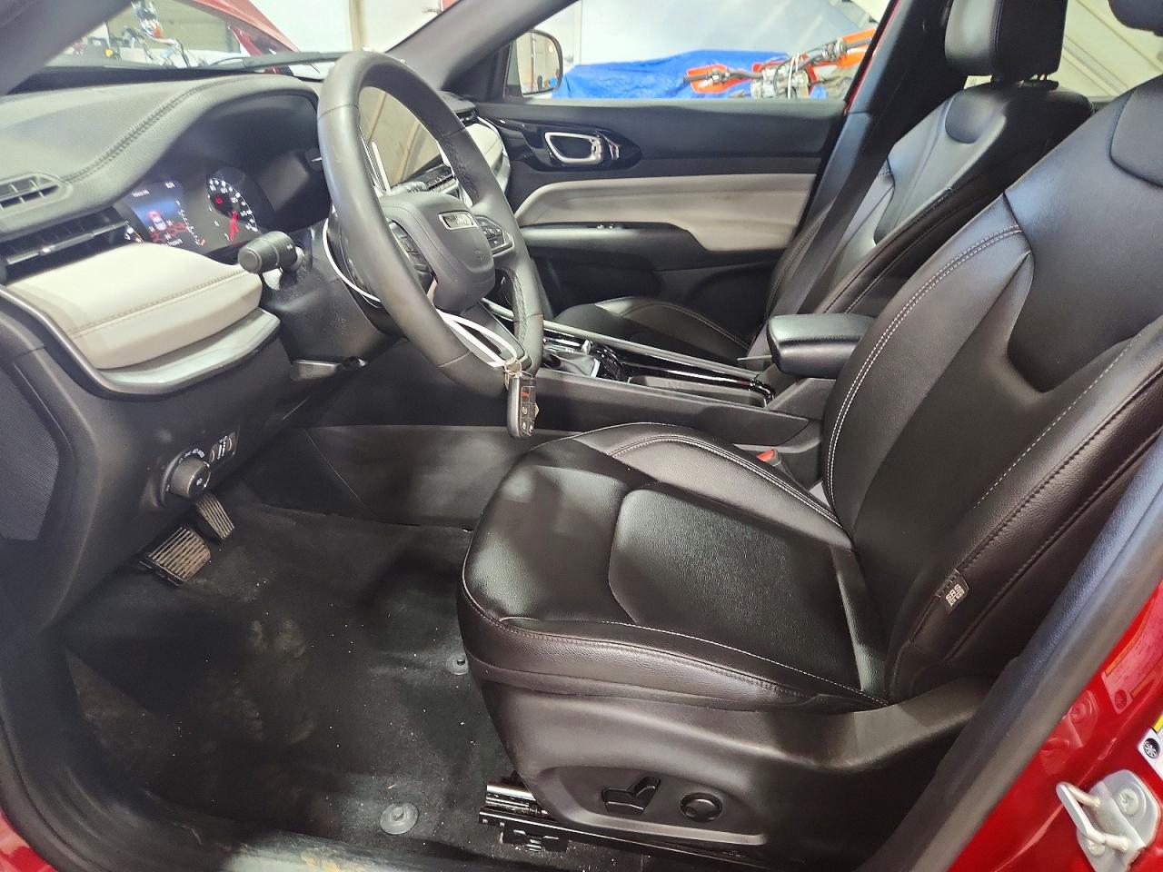 3C4NJDCN0ST565128 · 2025 JEEP COMPASS · 7/13