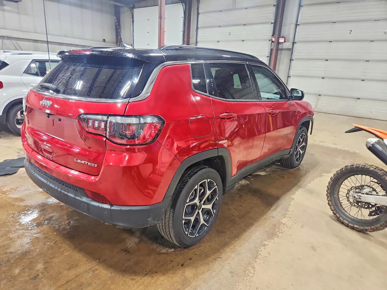 3C4NJDCN0ST565128 · 2025 JEEP COMPASS · 3/13