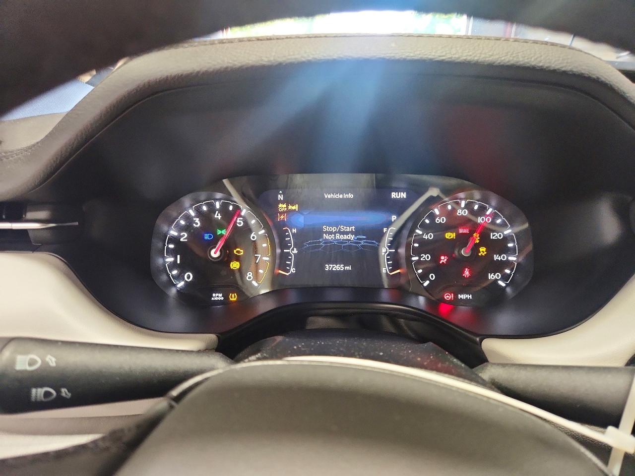 3C4NJDCN0ST565128 · 2025 JEEP COMPASS · 9/13