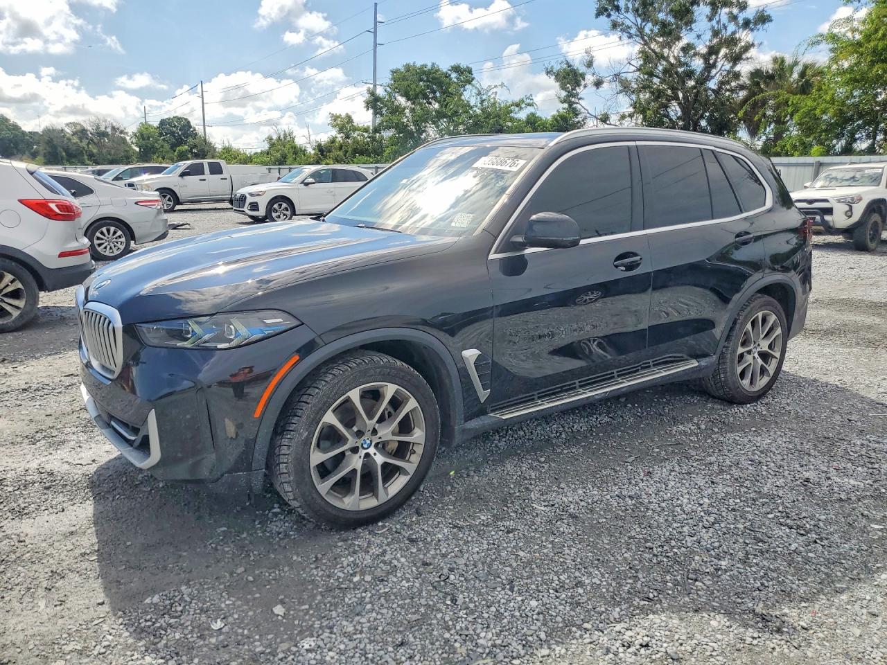 5UX13EU04R9S58824 · 2024 BMW X5