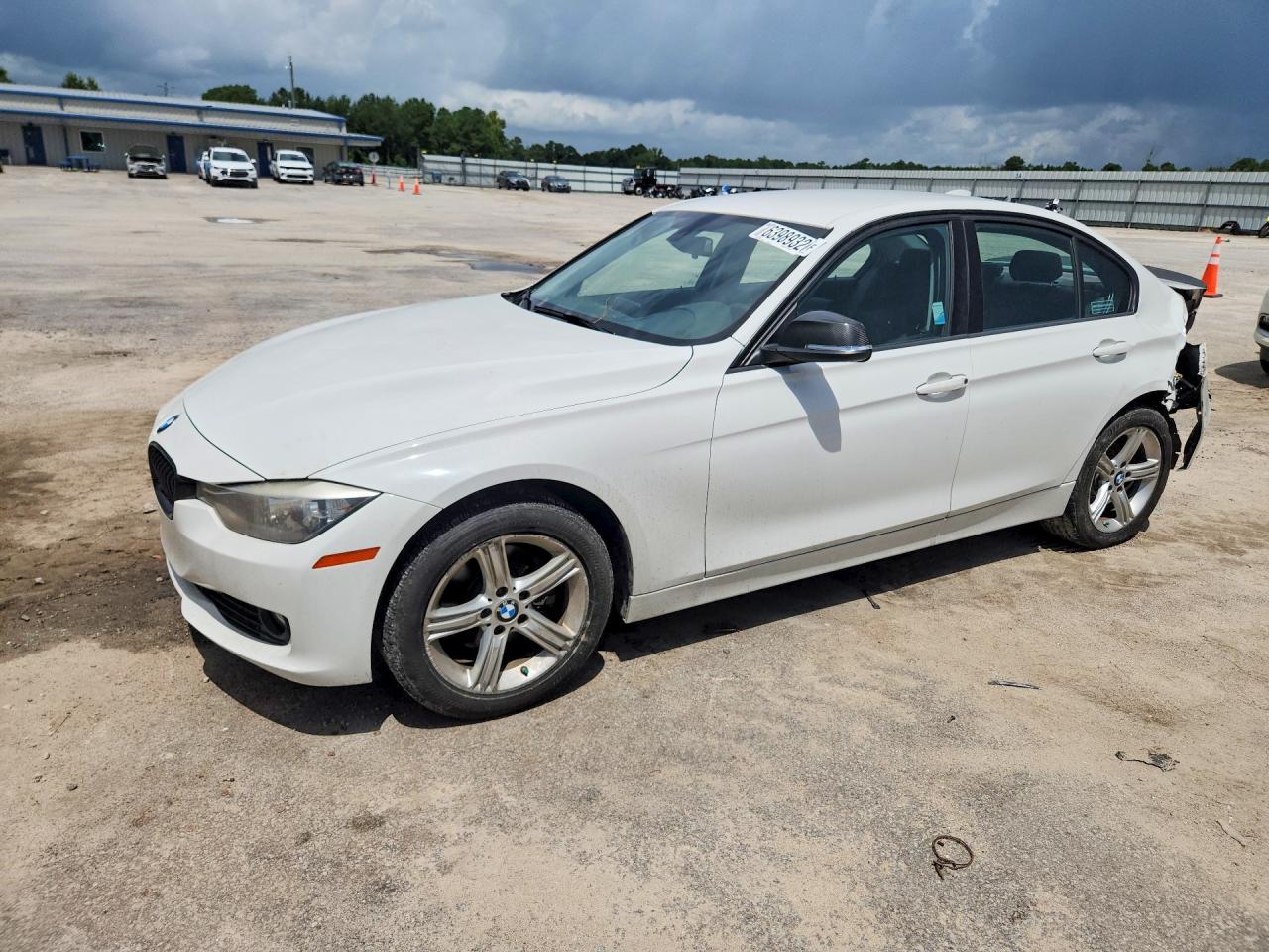 2015 BMW 320