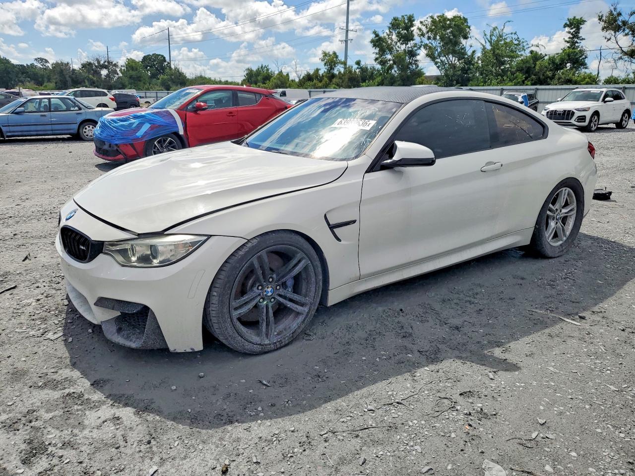 WBS3R9C59FK333107 · 2015 BMW M4