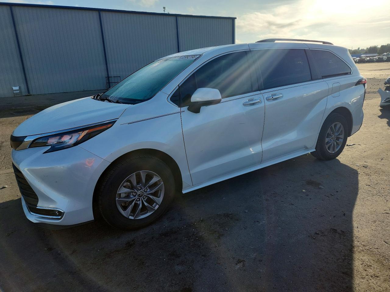 5TDYRKECXNS104894 · 2022 TOYOTA SIENNA