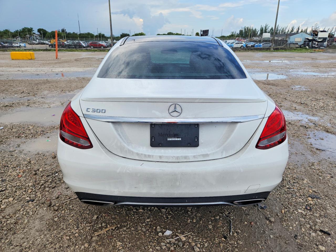WDDWF4JB2HR246500 · 2017 MERCEDES-BENZ C · 6/12