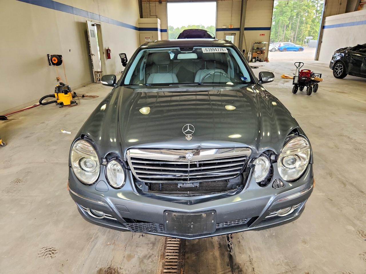 WDBUF87X08B240083 · 2008 MERCEDES-BENZ E · 5/13