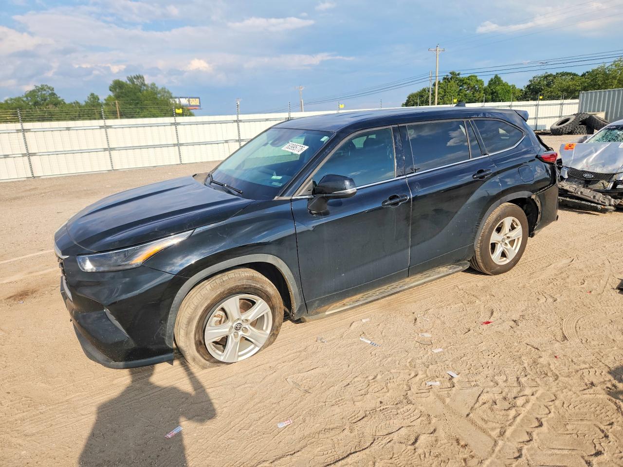 5TDCZRAH4NS539771 · 2022 TOYOTA HIGHLANDER