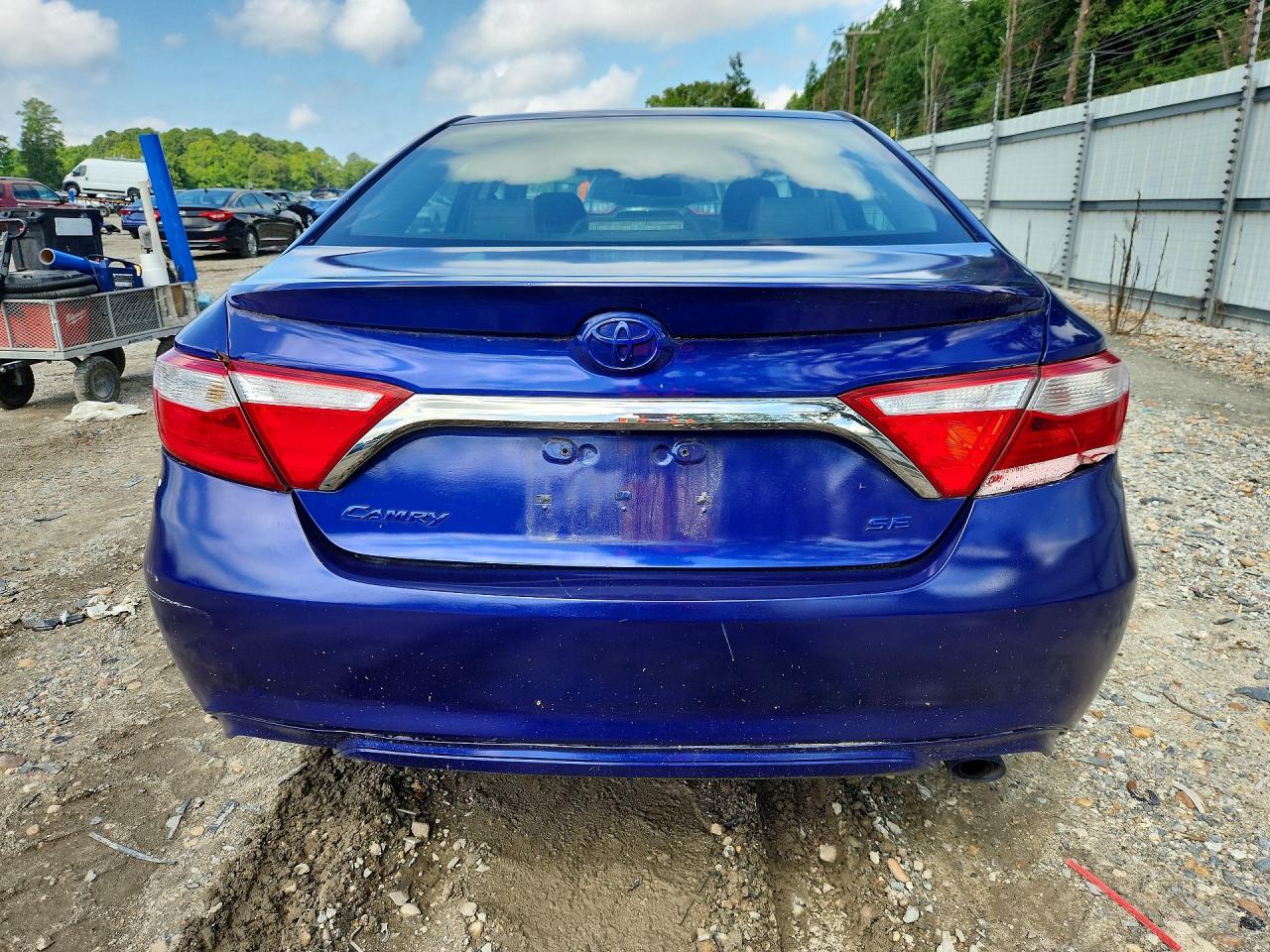 4T1BF1FK7GU575863 · 2016 TOYOTA CAMRY · 6/12