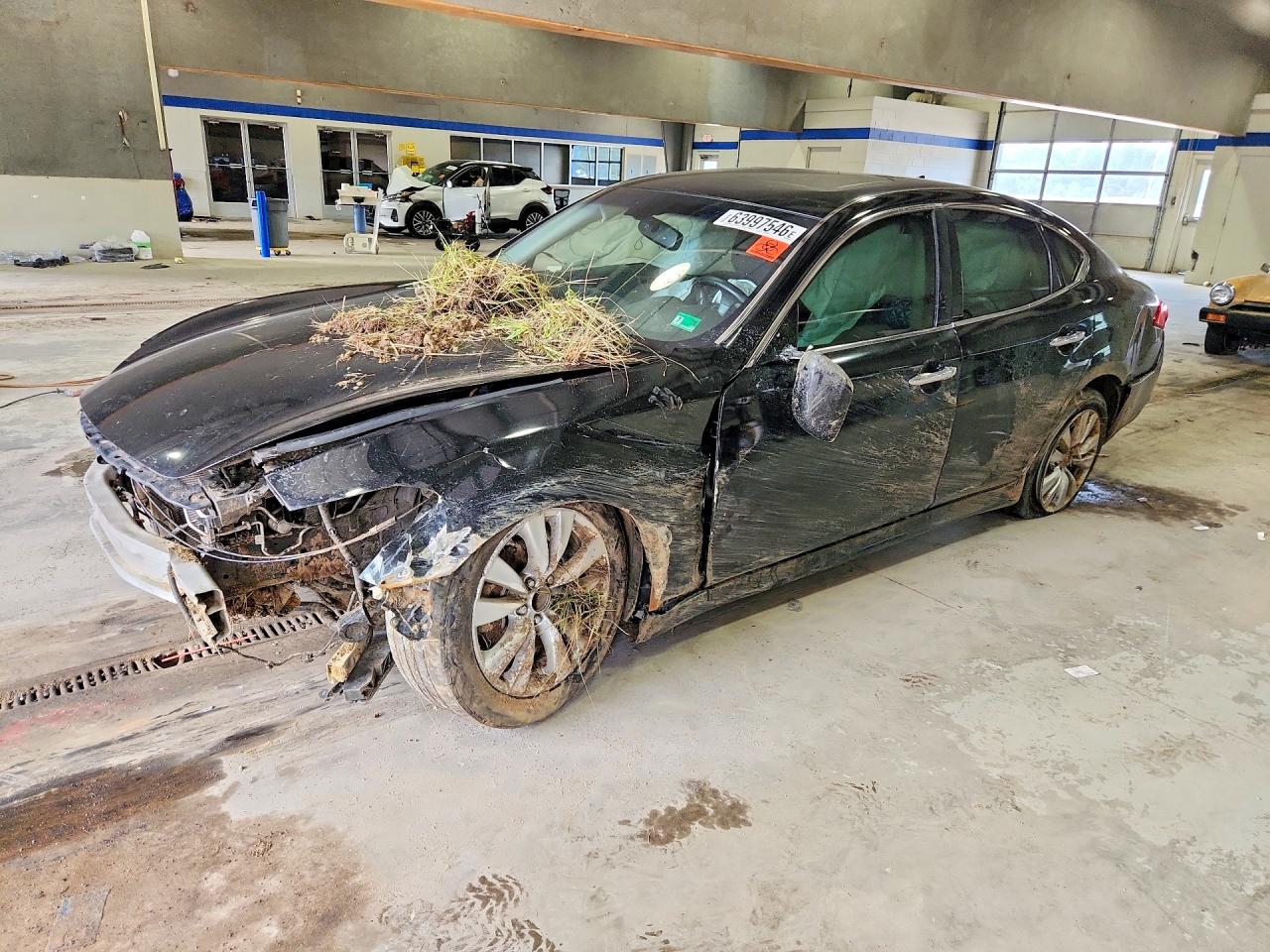 JN1BY1AP0BM320257 · 2011 INFINITI M37