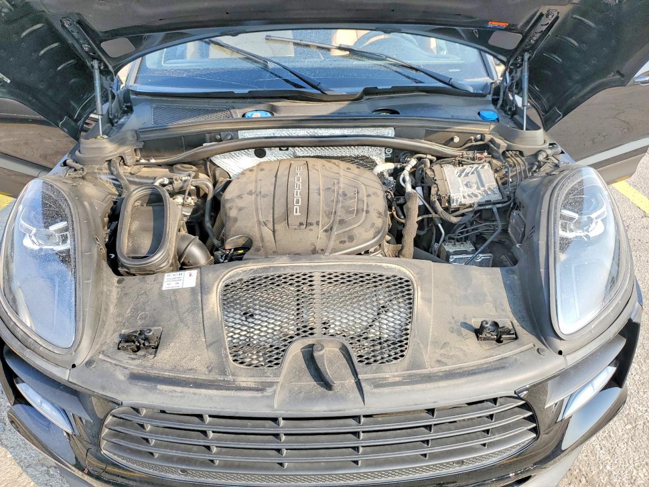 WP1AA2A59LLB15169 · 2020 PORSCHE MACAN · 12/14