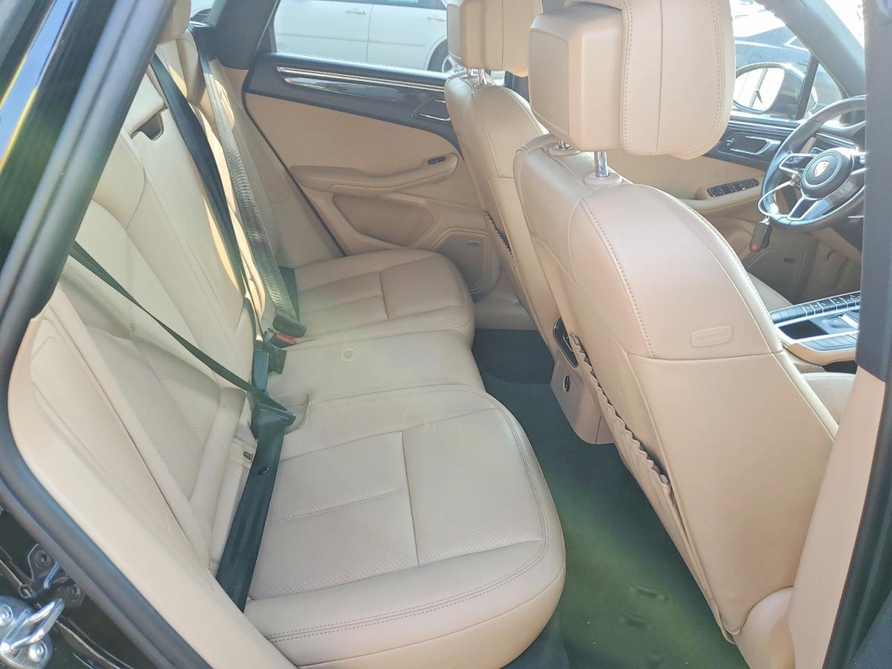 WP1AA2A59LLB15169 · 2020 PORSCHE MACAN · 11/14