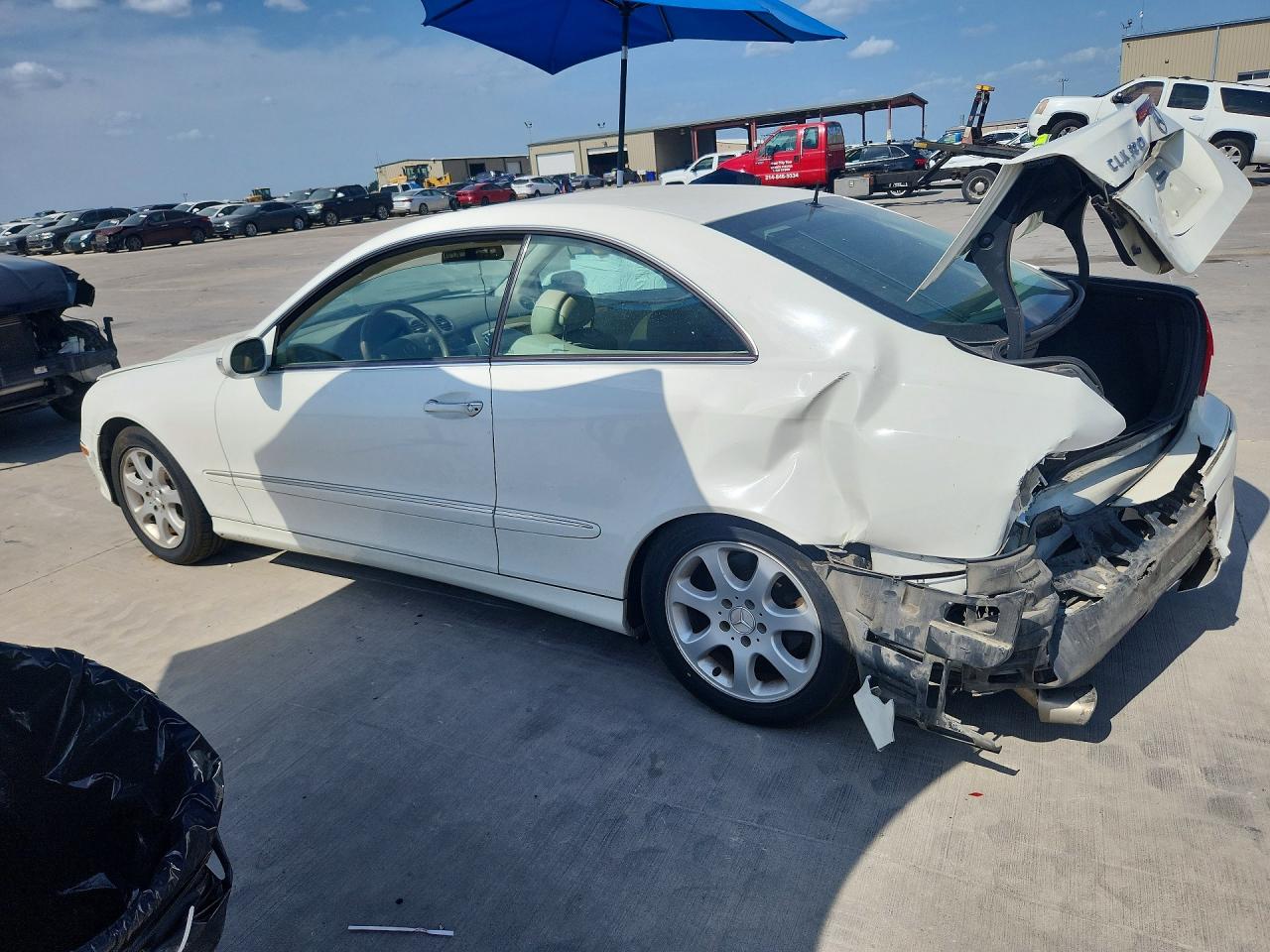 WDBTJ65J64F104766 · 2004 MERCEDES-BENZ CLK · 2/12