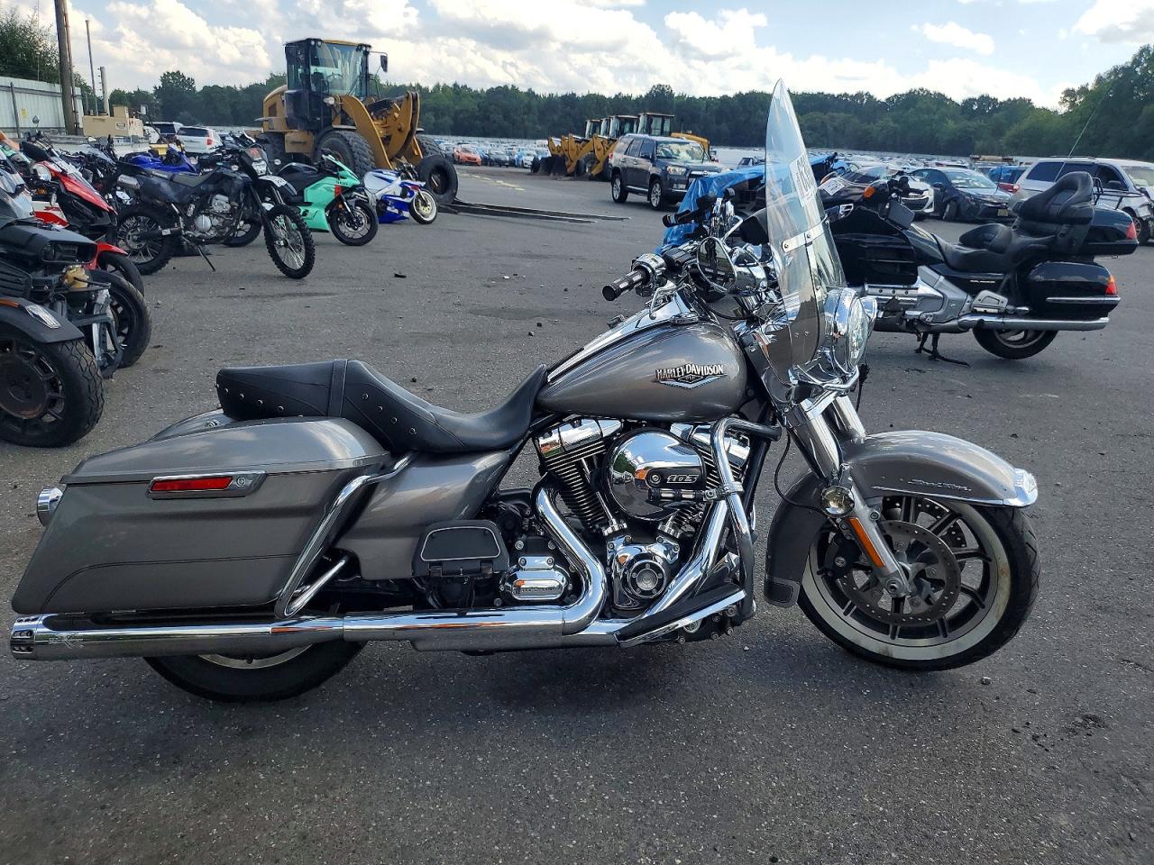 1HD1FBM11GB626803 · 2016 HARLEY-DAVIDSON FLHR