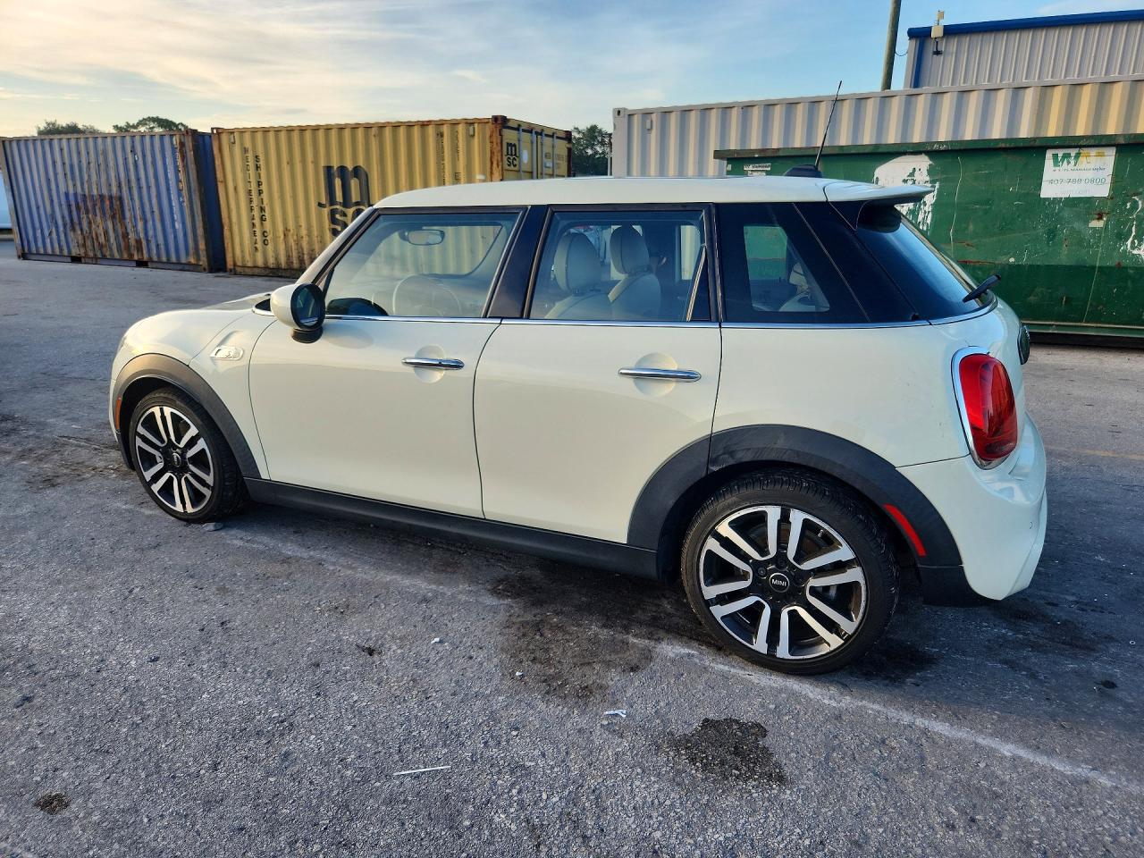 WMWXU9C02M2P04629 · 2021 MINI COOPER · 2/12