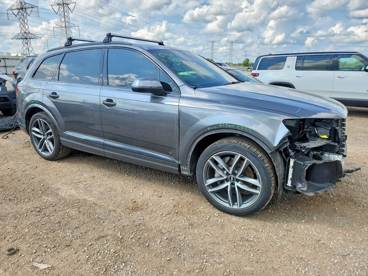 WA1VABF78JD034064 · 2018 AUDI Q7 · 4/13