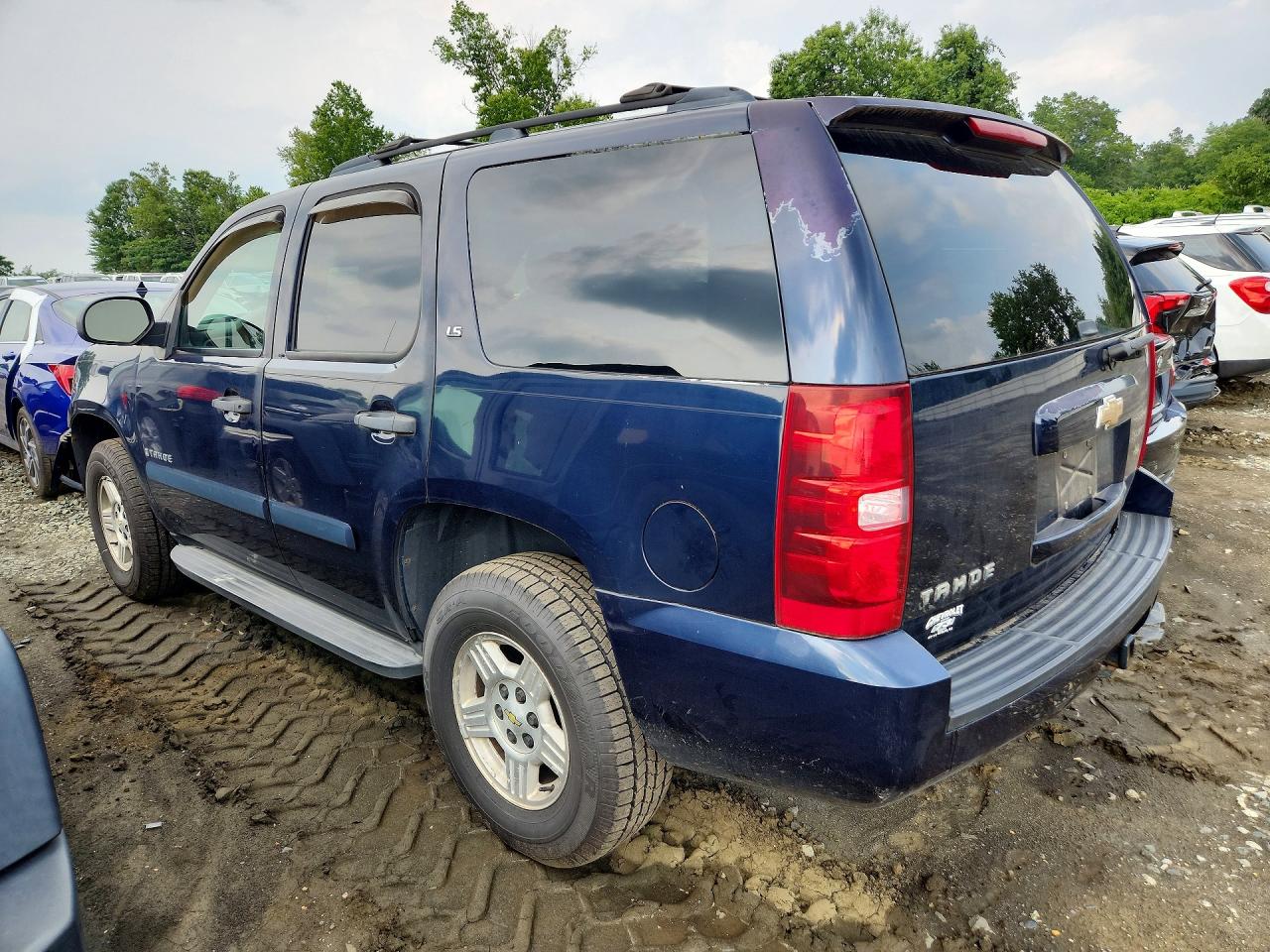 1GNFC13C68J110464 · 2008 CHEVROLET TAHOE · 2/13