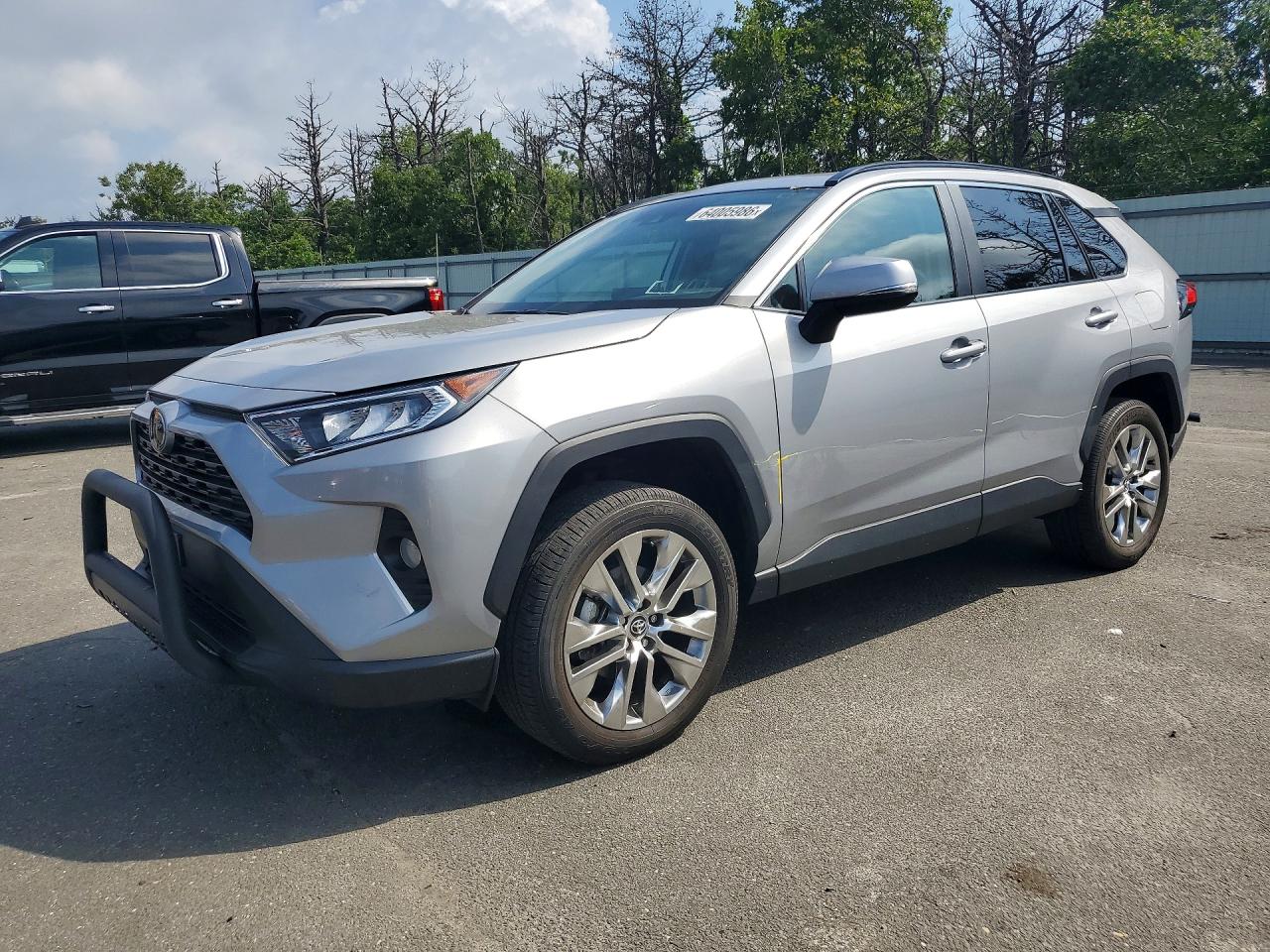 2T3A1RFV8LW115910 · 2020 TOYOTA RAV4