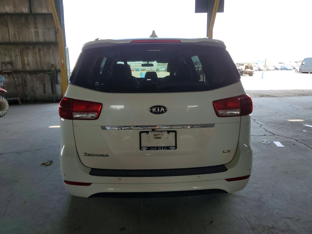 KNDMB5C11G6090845 · 2016 KIA SEDONA · 6/13