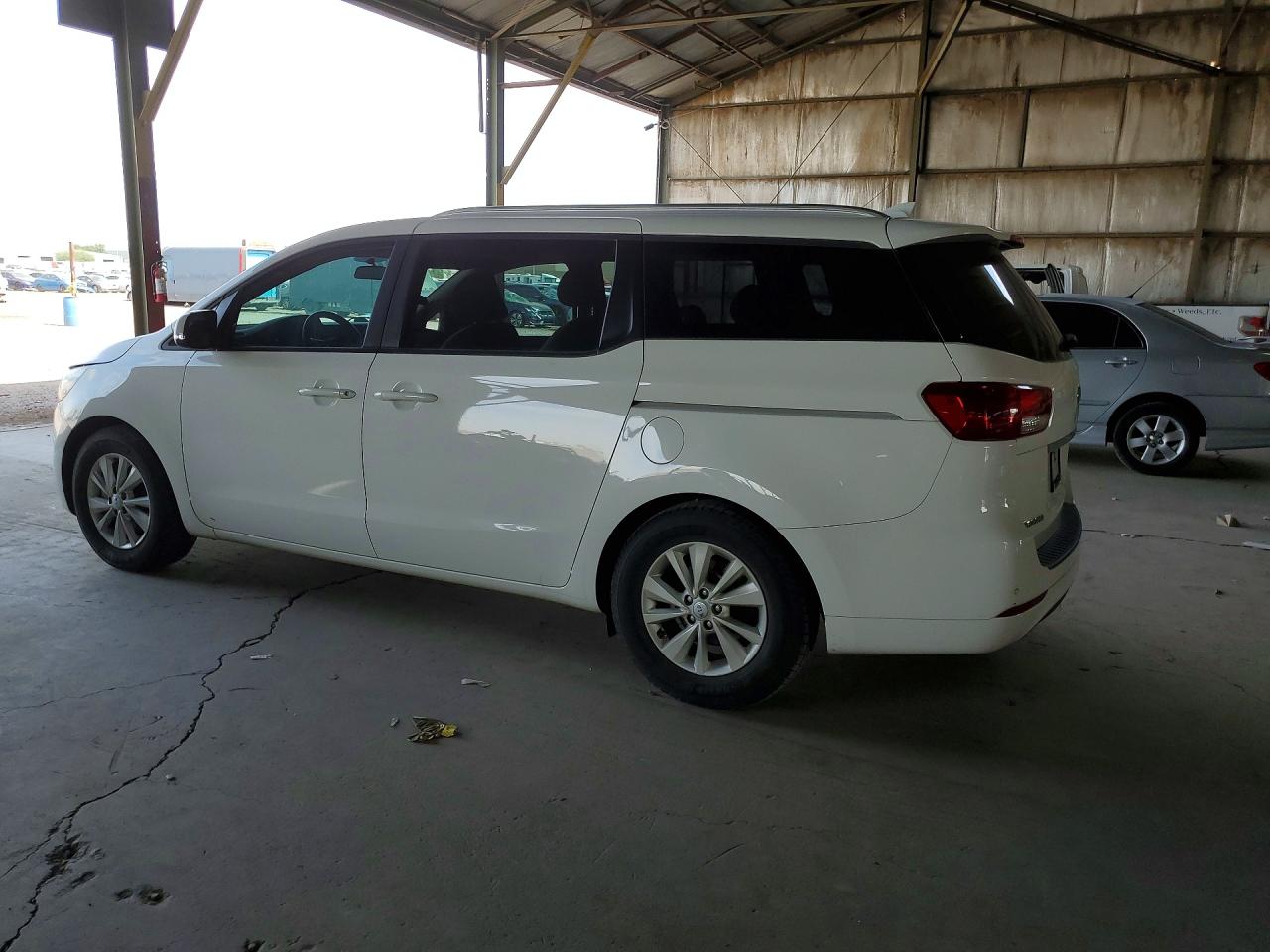 KNDMB5C11G6090845 · 2016 KIA SEDONA · 2/13