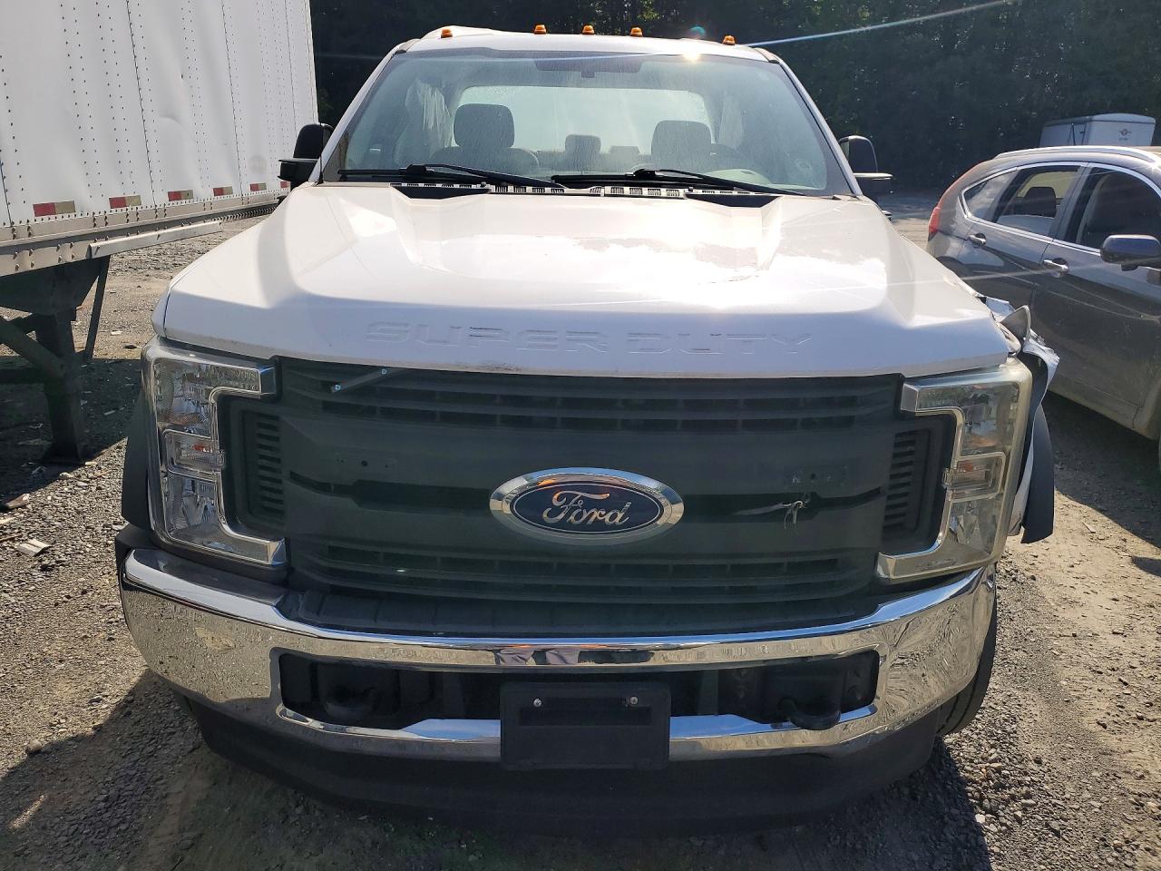 1FD0X5HTXJEC14582 · 2018 FORD F550 · 5/13