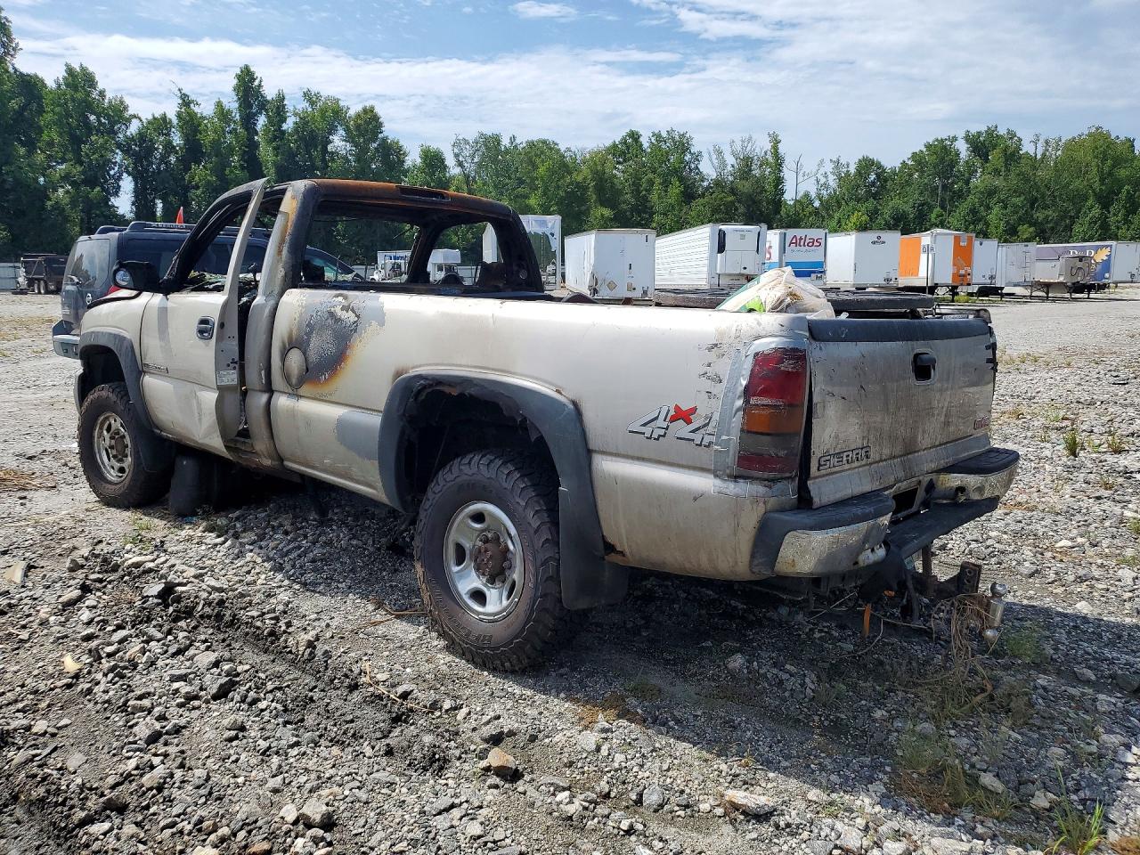 1GTHK24U36E157572 · 2006 GMC SIERRA · 2/12