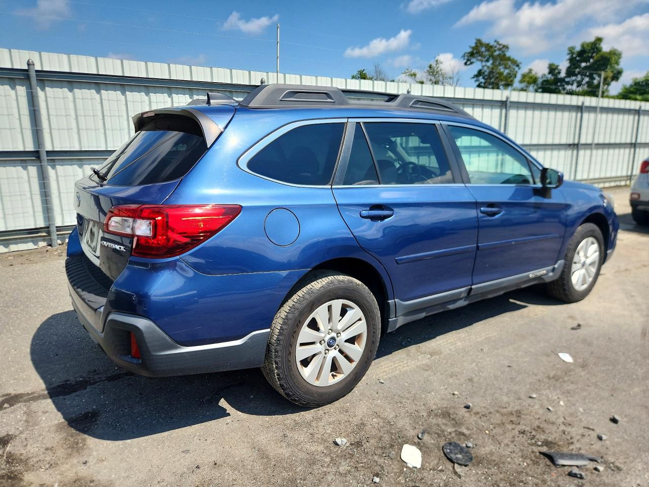 4S4BSAFC2K3303109 · 2019 SUBARU OUTBACK · 3/12