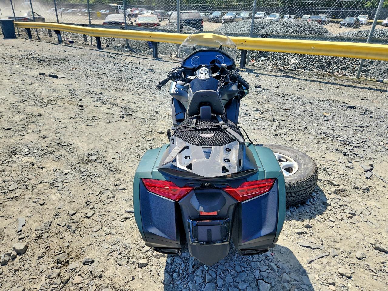 JH2SC7949RK600362 · 2024 HONDA GL1800 · 4/9