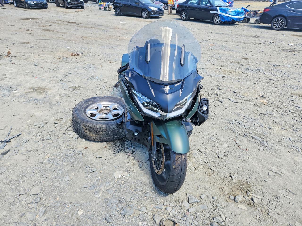 JH2SC7949RK600362 · 2024 HONDA GL1800 · 2/9
