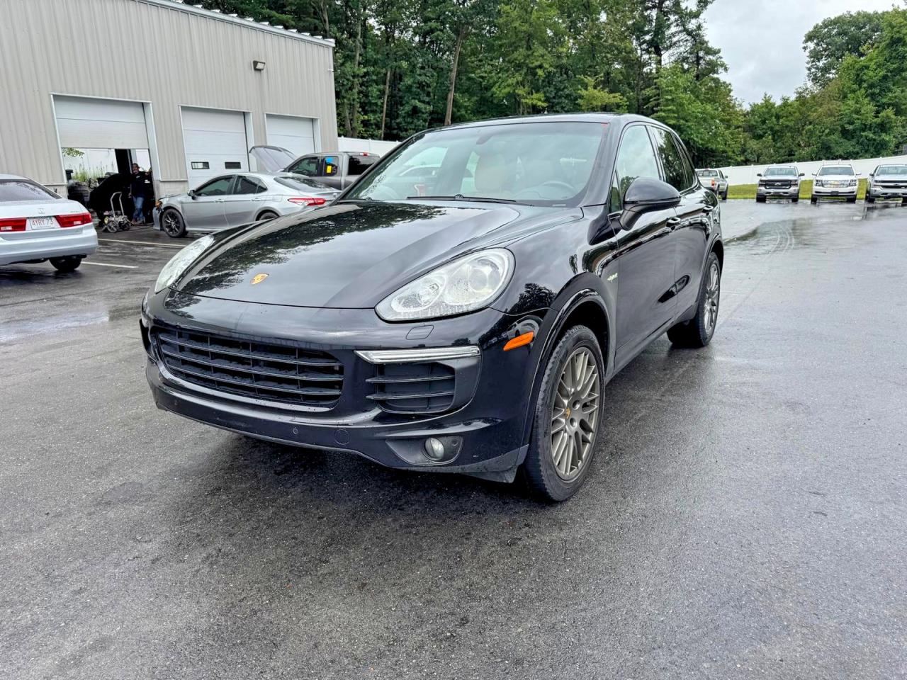 WP1AE2A24HLA72698 · 2017 PORSCHE CAYENNE