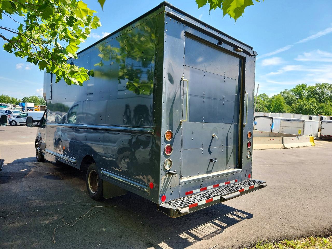 1FDDF6P83MKA58091 · 2021 FORD TRANSIT · 2/13