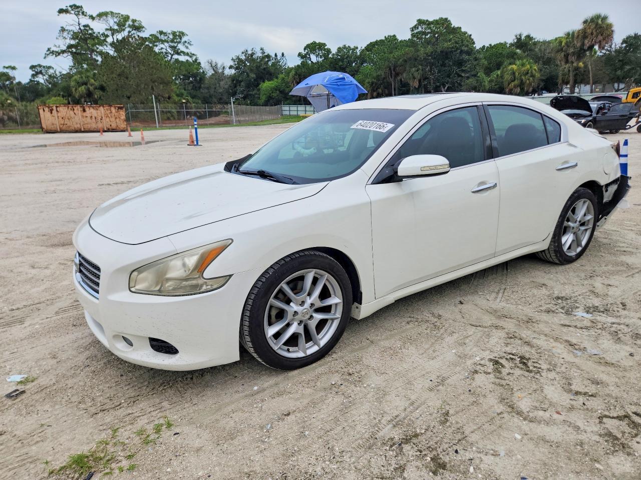 1N4AA5AP3AC842847 · 2010 NISSAN MAXIMA