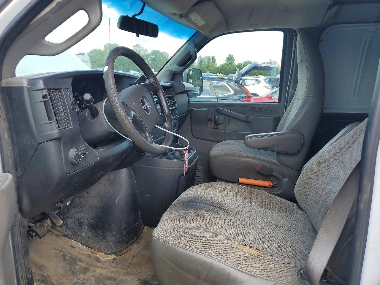 1GTW7AFF6G1157141 · 2016 GMC SAVANA · 7/13