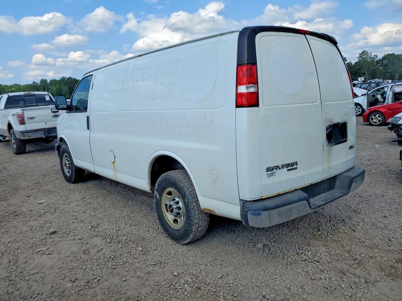 1GTW7AFF6G1157141 · 2016 GMC SAVANA · 2/13