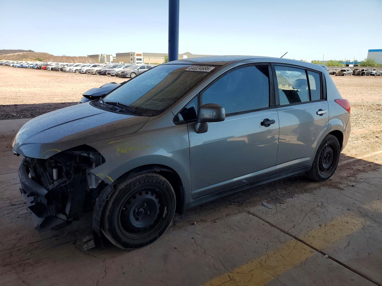 3N1BC13EX8L377658 · 2008 NISSAN VERSA