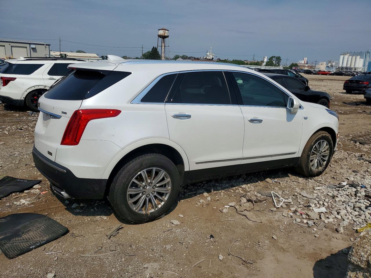 1GYKNDRSXKZ211897 · 2019 CADILLAC XT5 · 3/13