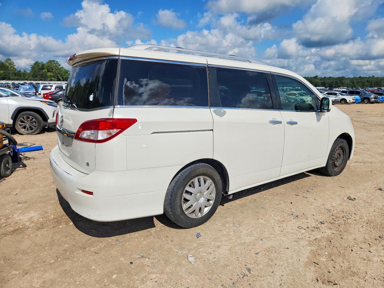 JN8AE2KP4C9035771 · 2012 NISSAN QUEST · 3/13