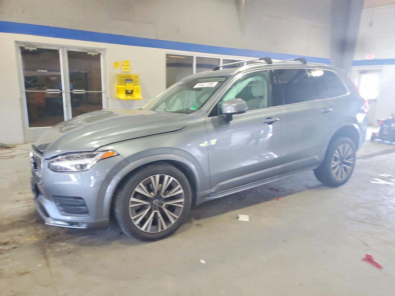 2020 VOLVO XC90