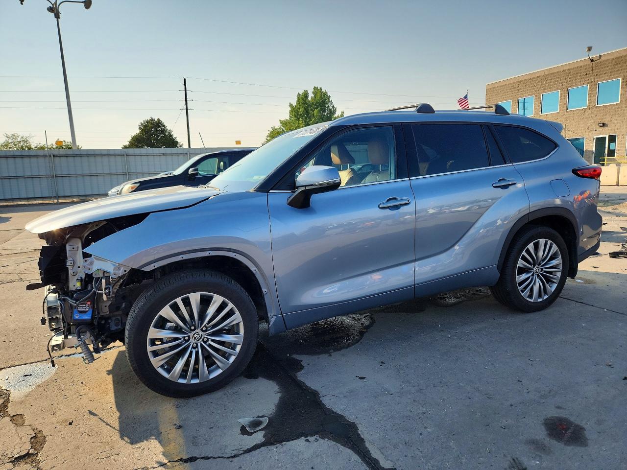 5TDFZRBH1MS087174 · 2021 TOYOTA HIGHLANDER