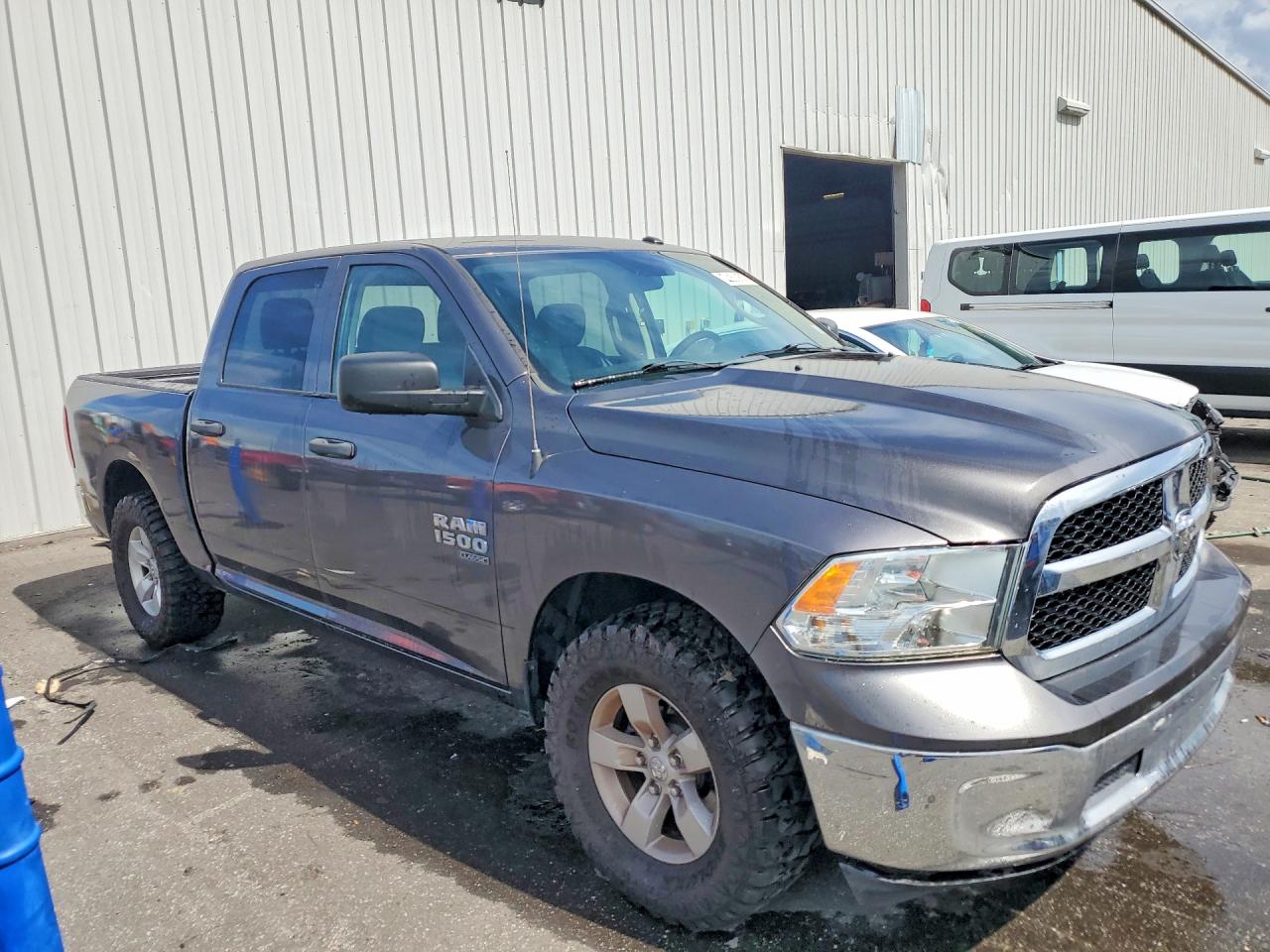 3C6RR6KG1MG595329 · 2021 RAM 1500 CLASSIC · 4/12