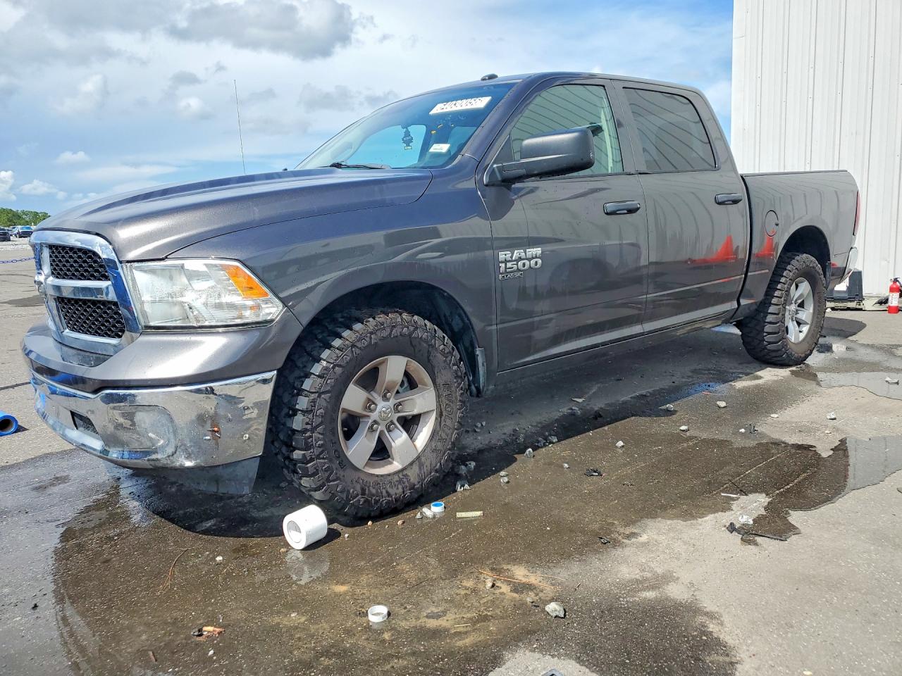 3C6RR6KG1MG595329 · 2021 RAM 1500 CLASSIC