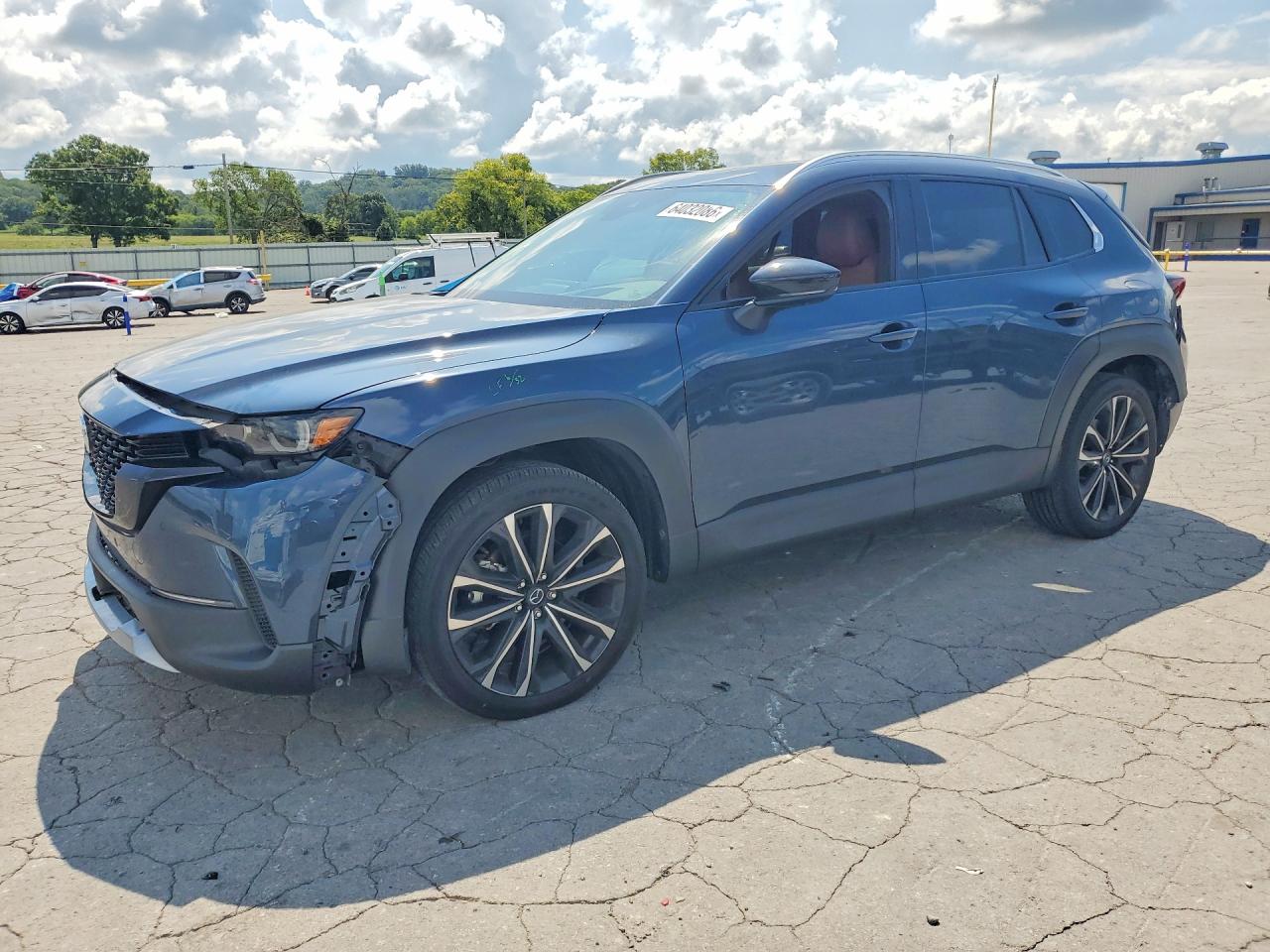 7MMVABEY6PN131332 · 2023 MAZDA CX-50