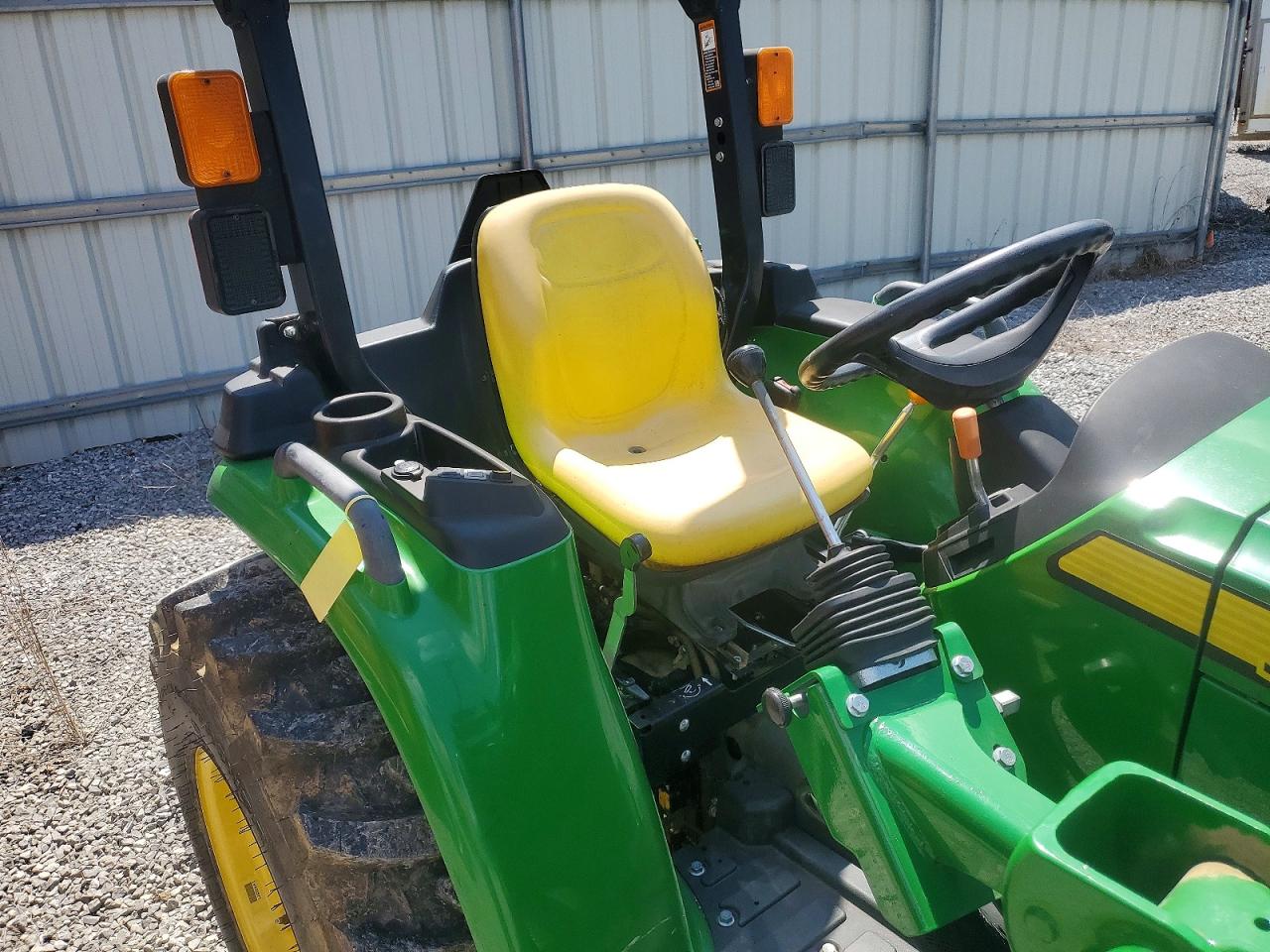 1LV3032EHJJ124130 · 2018 JOHN DEERE 3032E · 5/10