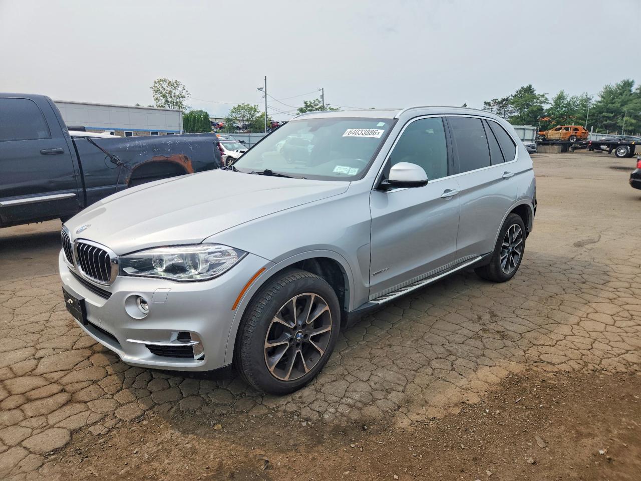 5UXKR0C30H0V72040 · 2017 BMW X5