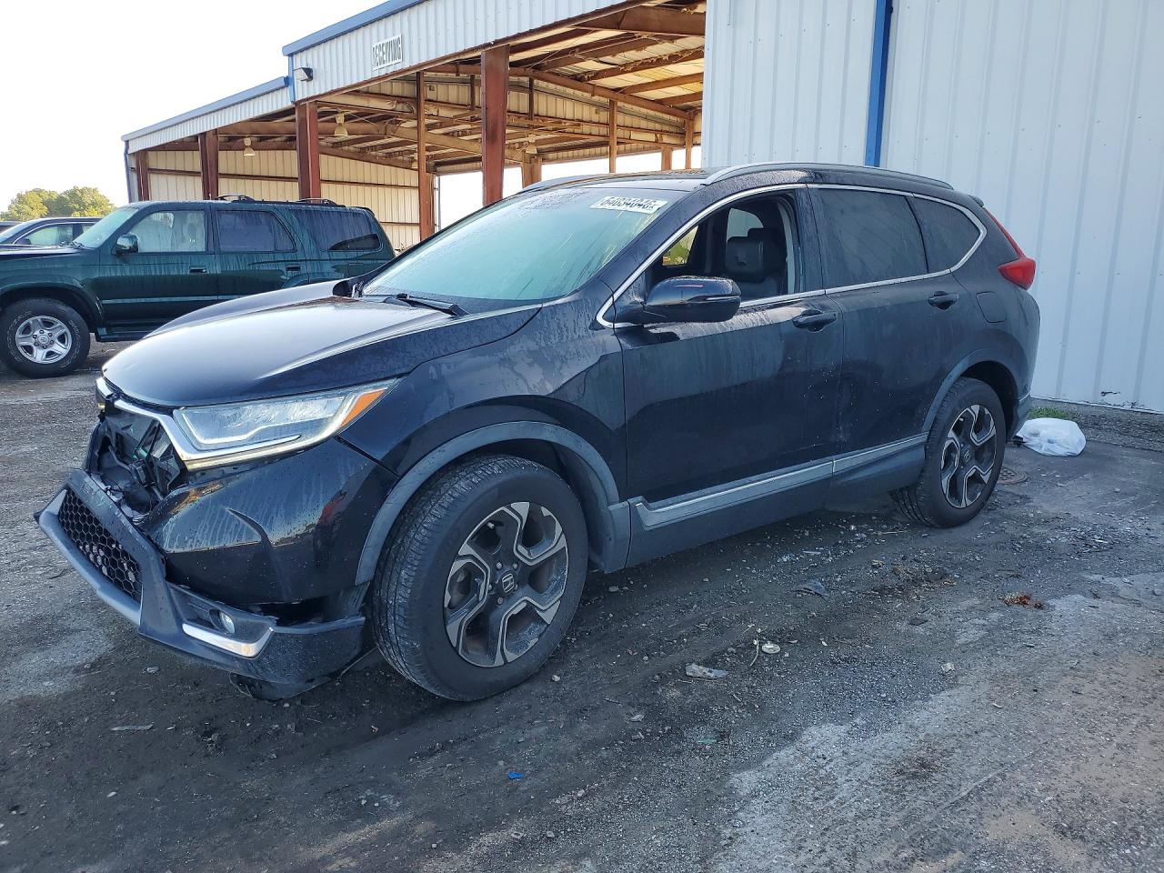 7FARW2H93JE038530 · 2018 HONDA CR-V