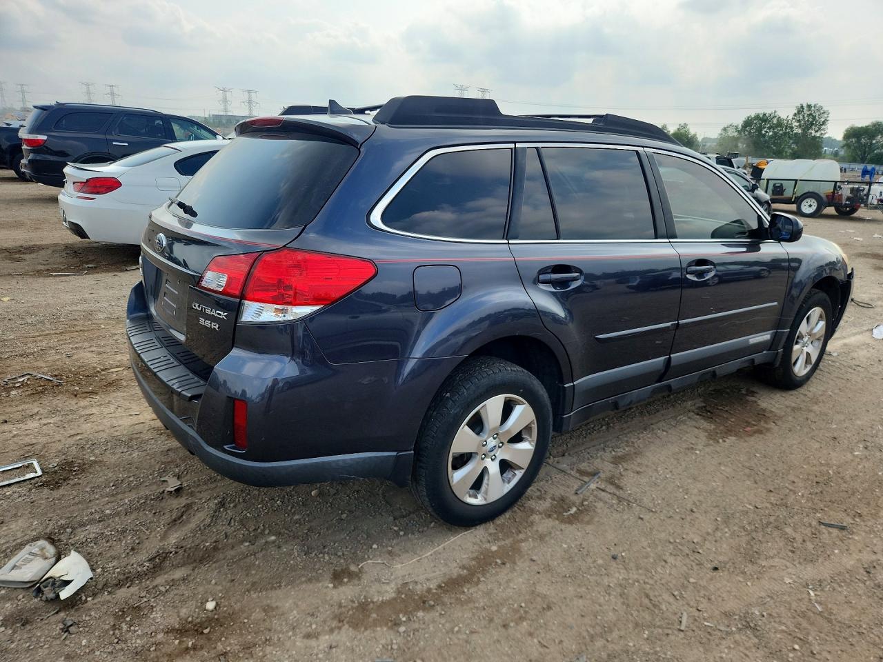 4S4BRDLC0B2435485 · 2011 SUBARU OUTBACK · 3/12