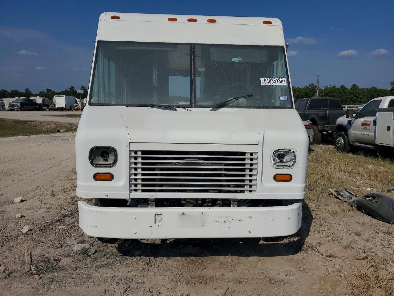 4UZAANDH35CU14986 · 2005 FREIGHTLINER MT45 CHASSIS · 5/13